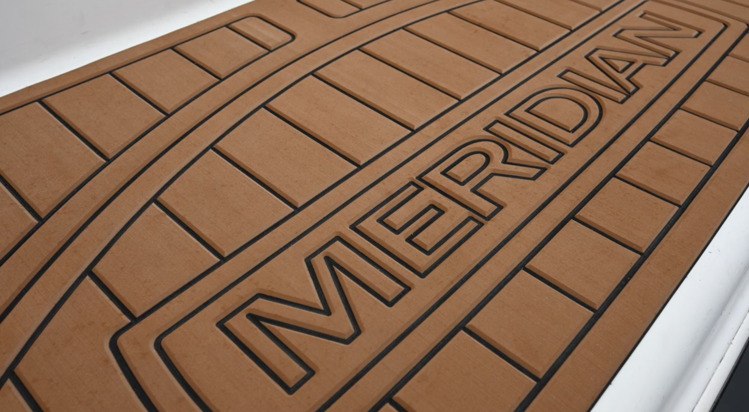 Meridian 38 EVA decking swim platform