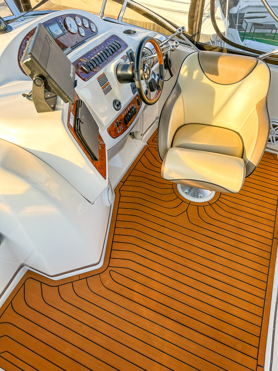 Meridian 38 EVA foam helm deck flooring